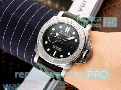 High Quality Replica Panerai Submersible Black Dial Green Leather Strap Watch